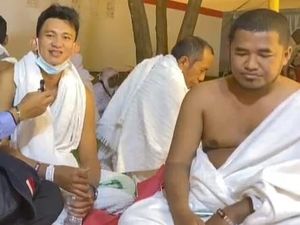 Doa Setiawan Ingin Dapat Jodoh Sepulang dari Tanah Suci Doa Setiawan Ingin Dapat Jodoh Sepulang dari Tanah Suci