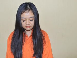 Wanita yang Buka Klinik Kecantikan Ilegal di Lampung Pasang Tarif Rp 3 Juta Wanita yang Buka Klinik Kecantikan Ilegal di Lampung Pasang Tarif Rp 3 Juta