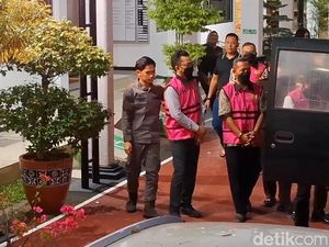 6 Tersangka Korupsi Budidaya Ikan di Purwakarta Dieksekusi ke Bui