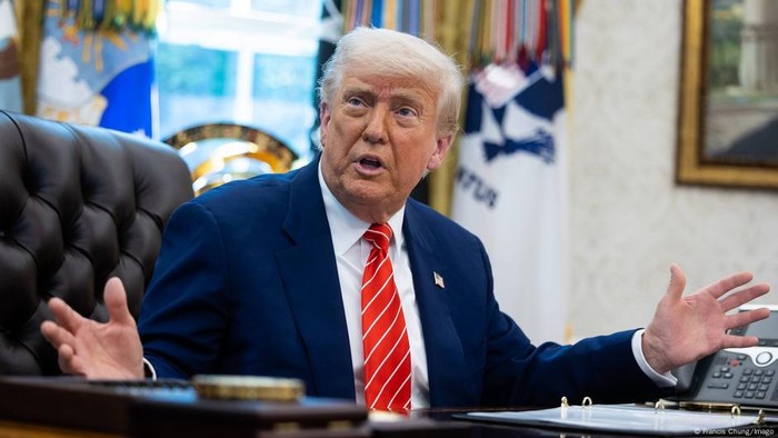 Warga dari 12 Negara Ini Dilarang Trump Masuk ke AS Warga dari 12 Negara Ini Dilarang Trump Masuk ke AS