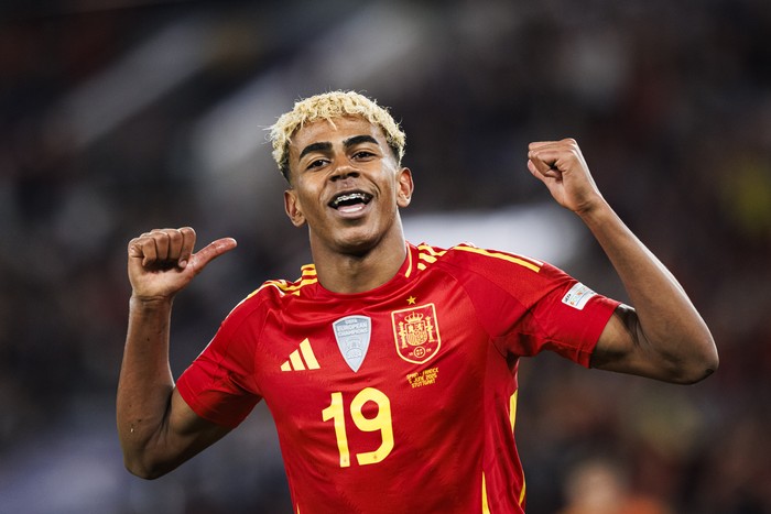  Lamine Yamal of Spain celebrates his goal during the UEFA Nations League 2025 semifinal match between Spain and France at Stuttgart Arena on June 5, 2025 in Stuttgart, Germany. (Photo by Maciej Rogowski/Eurasia Sport Images/Getty Images)