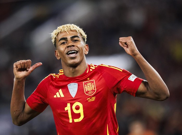 STUTTGART, GERMANY - JUNE 5: Lamine Yamal of Spain celebrates his goal during the UEFA Nations League 2025 semifinal match between Spain and France at Stuttgart Arena on June 5, 2025 in Stuttgart, Germany. (Photo by Maciej Rogowski/Eurasia Sport Images/Getty Images)