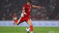 Ujung tombak timnas yang kini mulai meruncing usai kehadiran Ole Romeny menjadi harapan baru para pecinta sepak bola tanah air.
