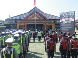 245 Personel Kepolisian Amankam Kedatangan Presiden ke-5 Megawati di Blitar