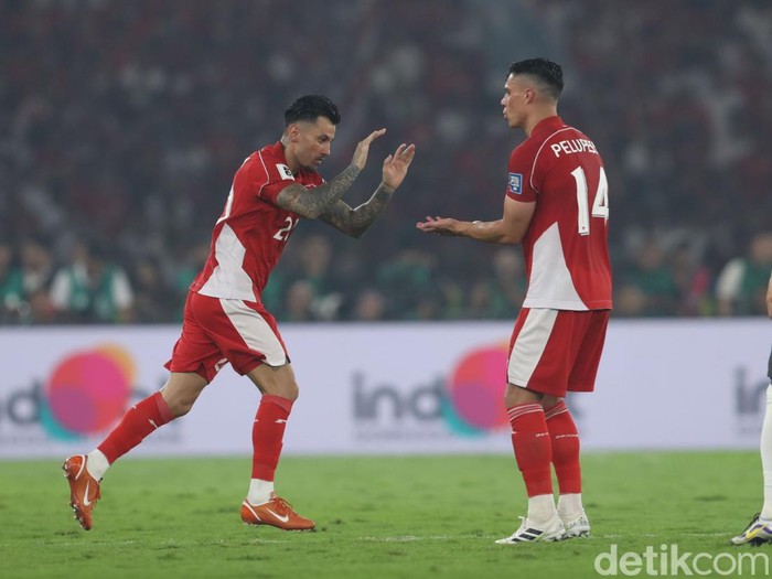 Laga Timnas Indonesia vs China menjadi ajang debut bagi Emil dan Beckham Putra, sementara Lilipaly yang masuk pada babak kedua membuatnya comeback berseragam merah putih, Kamis (5/6/2025).
