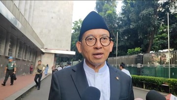 Fadli Zon Jawab Kritik Stairlift Borobudur: Perlu Piknik Lihat Akropolis
