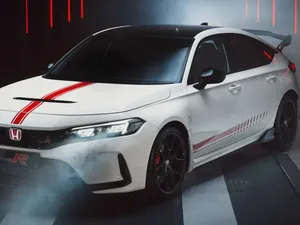 Honda Civic Type R Ultimate Edition Meluncur di Eropa, Terbatas Cuma 40 Unit Honda Civic Type R Ultimate Edition Meluncur di Eropa, Terbatas Cuma 40 Unit