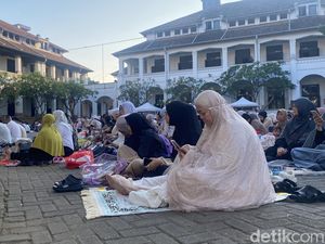Senangnya Jemaah Salat Idul Adha di Lawang Sewu: Udaranya Sejuk