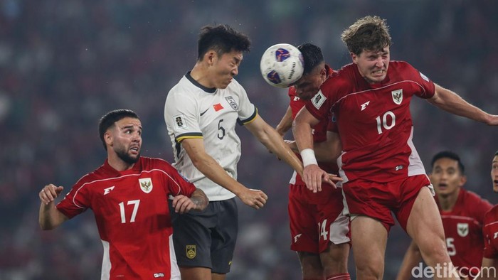 Peluang Timnas Indonesia ke Piala Dunia 2026 masih terjaga. Tambahan tiga poin didapat setelah Timnas Garuda menang 1-0 atas China dalam lanjutan kualifikasi Piala Dunia 2026 di Stadion Utama Gelora Bung Karno (SUGBK), Senayan, Jakarta, Kamis (5/6/2025). Ole Romeny mencetak satu-satunya gol lewat titik penalti.