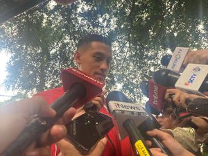 Bertemu di Kertanegara, Jay Idzes Ungkap Prabowo Bangga ke Timnas Indonesia Bertemu di Kertanegara, Jay Idzes Ungkap Prabowo Bangga ke Timnas Indonesia