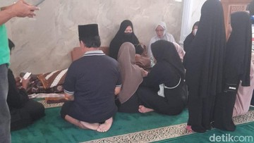 Ustaz Yahya Waloni Meninggal Dunia Saat Khotbah di Masjid Makassar