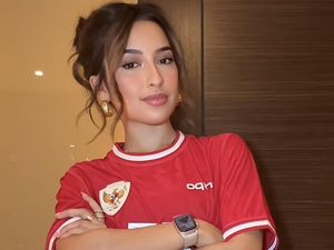 Jennifer Coppen Larang Fans Foto dengan Kamari, Ini Alasannya Jennifer Coppen Larang Fans Foto dengan Kamari, Ini Alasannya