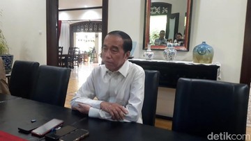 Jokowi Respons Kabar Masuk Bursa Caketum PPP: Saya di PSI Sajalah
