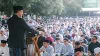 Momen Anies Menjadi Khatib dan Salat Idul Adha di Masjid Al Azhar