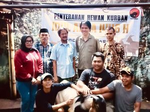 Once Mekel Berbagi Hewan Kurban