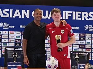 Kluivert Tidak Beda-bedakan Pemain Lokal dan Diaspora Kluivert Tidak Beda-bedakan Pemain Lokal dan Diaspora