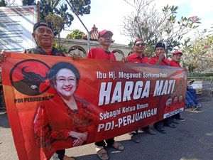 Jelang Kongres PDIP, Megawati Diusulkan Jadi Ketum Lagi Jelang Kongres PDIP, Megawati Diusulkan Jadi Ketum Lagi