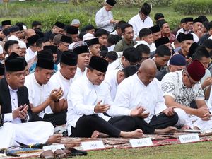Kapolda Riau: Idul Adha Mengajarkan Kita untuk Ikhlas dan Peduli Sesama Kapolda Riau: Idul Adha Mengajarkan Kita untuk Ikhlas dan Peduli Sesama