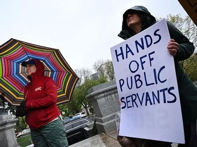 Badai PHK Hantam AS Imbas Kebijakan Trump
