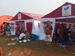 Kemensos Beri Bantuan Logistik-Psikososial ke Korban Kebakaran Penjaringan