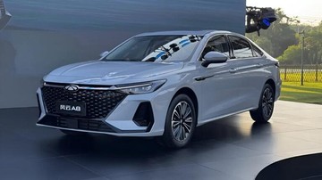 Chery Jual Sedan Hybrid Murah, Harganya Cuma Rp 180 Juta