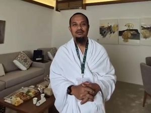 Pesan Gubernur Sulsel Andi Sudirman dari Makkah di Hari Raya Idul Adha Pesan Gubernur Sulsel Andi Sudirman dari Makkah di Hari Raya Idul Adha