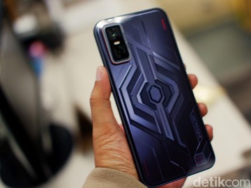 Unboxing Infinix GT 30 Pro: HP Gaming Rp 3 Jutaan Desain Futuristik