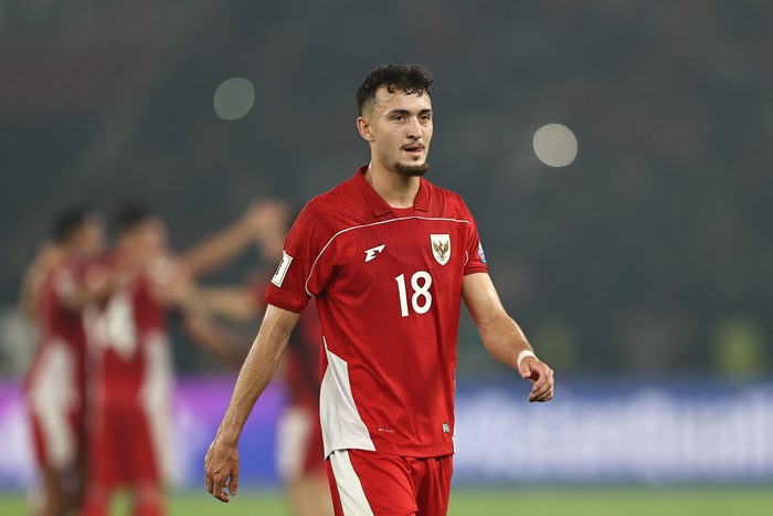 JAKARTA, INDONESIA - JUNE 05: Ivar Jenner #18 of Indonesia reacts after beating China PR during the FIFA World Cup qualifier Asian third round Group C match between Indonesia and China at Gelora Bung Karno Stadium on June 05, 2025 in Jakarta, Indonesia. (Photo by Robertus Pudyanto/Getty Images)