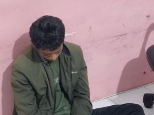 Wanita di Babel Nyaris Diperkosa Pria Beristri yang Baru Dikenal dari Facebook