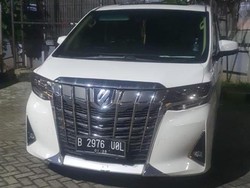 2 Pria di Bekasi Gelapkan Mobil Rental, Alphard-Fortuner Digadaikan Murah