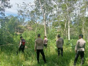 Antisipasi Karhutla, Regu Pleton Polres Siak Riau Patroli ke Hutan-hutan