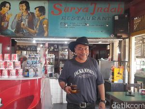 Tempat Ngopi Jadul Ala Warkop Koboi di Karo yang Usianya Lebih 100 Tahun