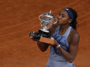 French Open 2025: Coco Gauff Juara Usai Kalahkan Sabalenka French Open 2025: Coco Gauff Juara Usai Kalahkan Sabalenka