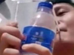 Viral Foto Napi Konsumsi Sabu di Lapas Kotabumi, Ini Faktanya Viral Foto Napi Konsumsi Sabu di Lapas Kotabumi, Ini Faktanya