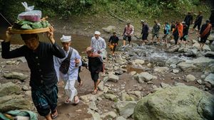 Jejak Suci di Pelipir Madakaripura