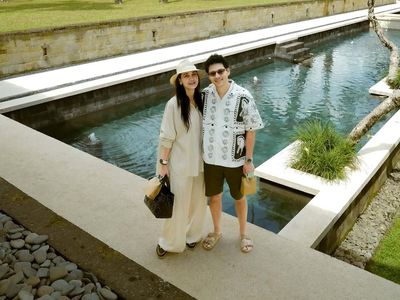 Selamat Sebulan Pernikahan, Luna Maya dan Maxime Bouttier!