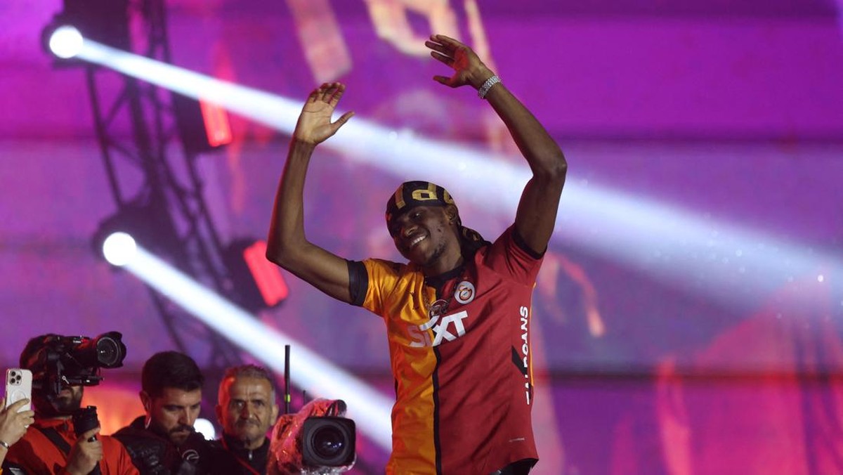 Victor Osimhen tolak tawaran fantastis Al Hilal (REUTERS/Dilara Senkaya)