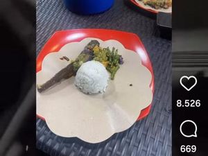 Fakta-fakta Pujasera Sidoarjo Getok Harga Penyetan Lele-Es Teh Rp 60 Ribu Fakta-fakta Pujasera Sidoarjo Getok Harga Penyetan Lele-Es Teh Rp 60 Ribu