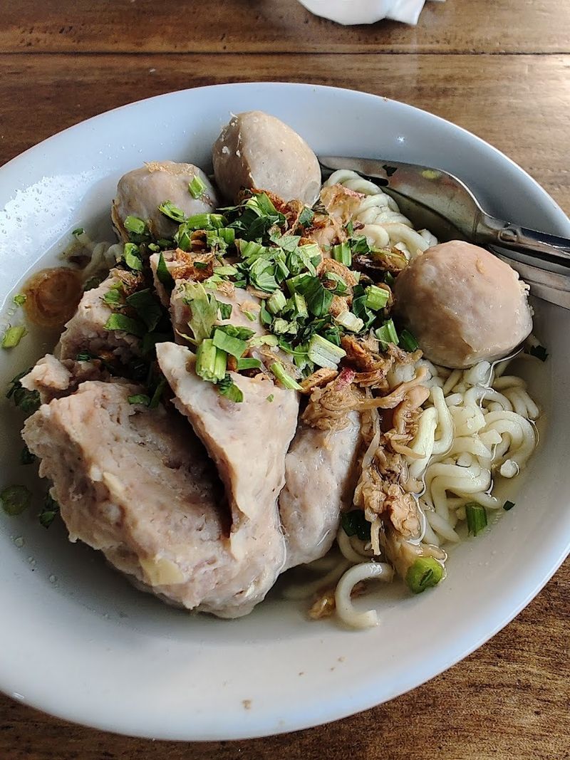 rekomendasi bakso enak di kawasan Bintaro