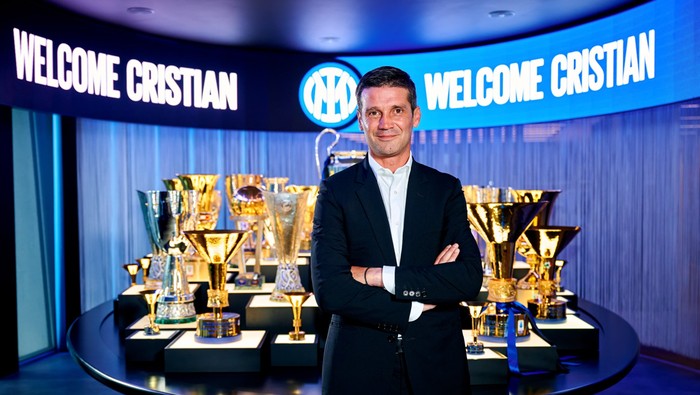 Cristian Chivu Cristian Chivu instruktur gres Inter Milan