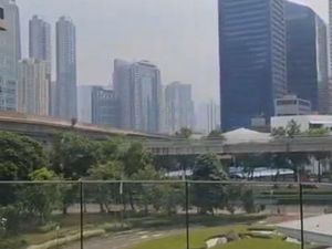 Video: Spot Bengong Syahdu dengan View Ciamik Gedung Tinggi Jakarta! Video: Spot Bengong Syahdu dengan View Ciamik Gedung Tinggi Jakarta!