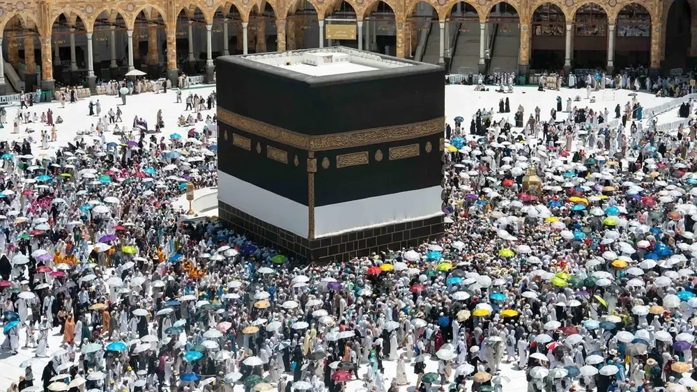 Arab Saudi Ancam Potong Kuota Haji Indonesia 50 Persen:  Ketidaktransparanan Data Kesehatan dan Masalah Logistik Jadi Biang Keladi