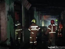 Rumah Kosong Ludes Terbakar di Jalan Rehabilitasi Makassar