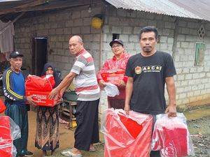 Kemensos Kirim Bantuan Logistik untuk Korban Tanah Longsor di Kota Ambon Kemensos Kirim Bantuan Logistik untuk Korban Tanah Longsor di Kota Ambon