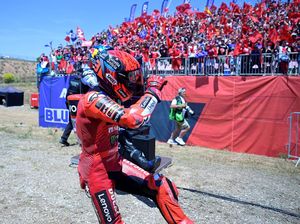 Marc Marquez Overpowered di Aragon