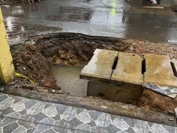 Warga di Medan Ngeluh Akses ke Rumah Terganggu Proyek Drainase