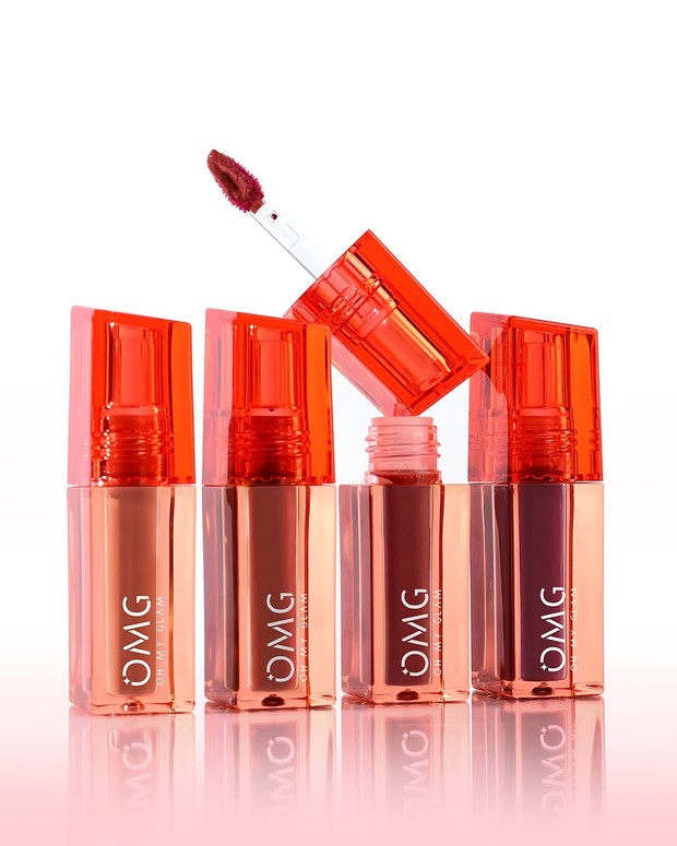 Potret varian warna baru OMGBeauty Glossy Lip Tint