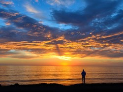 52 Kata-kata Senja Aesthetic Singkat hingga Romantis Bisa untuk Story WA