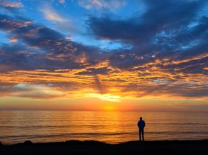 52 Kata-kata Senja Aesthetic Singkat hingga Romantis Bisa untuk Story WA 52 Kata-kata Senja Aesthetic Singkat hingga Romantis Bisa untuk Story WA