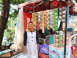 Kesetiaan Yulia dan Warung Sederhana di Tepi Danau Sunyi Linggarjati